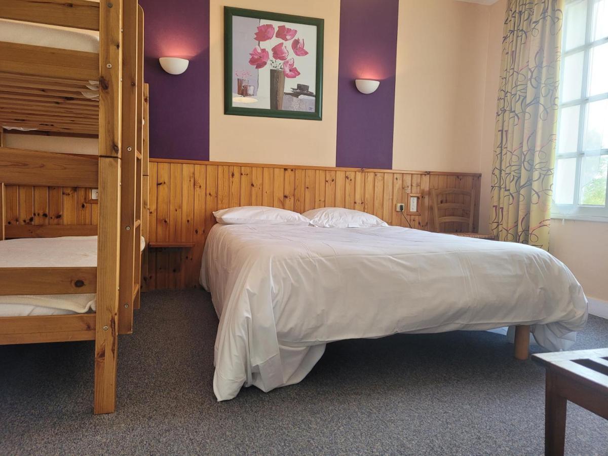 Hotel Des Biches Nuaillé Esterno foto