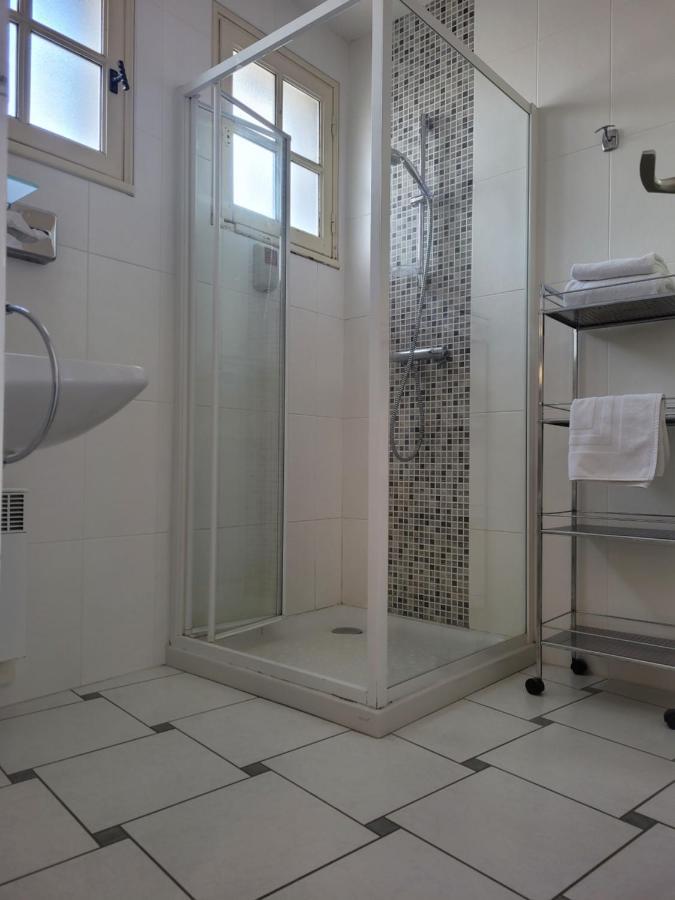 Hotel Des Biches Nuaillé Esterno foto