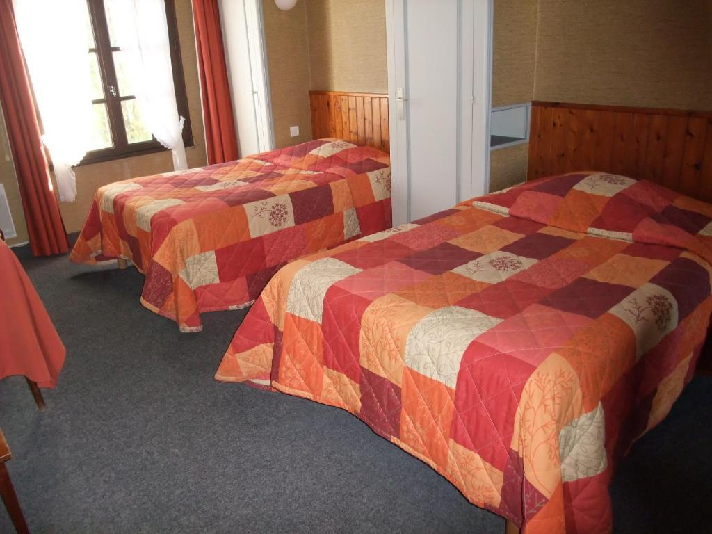 Hotel Des Biches Nuaillé Camera foto